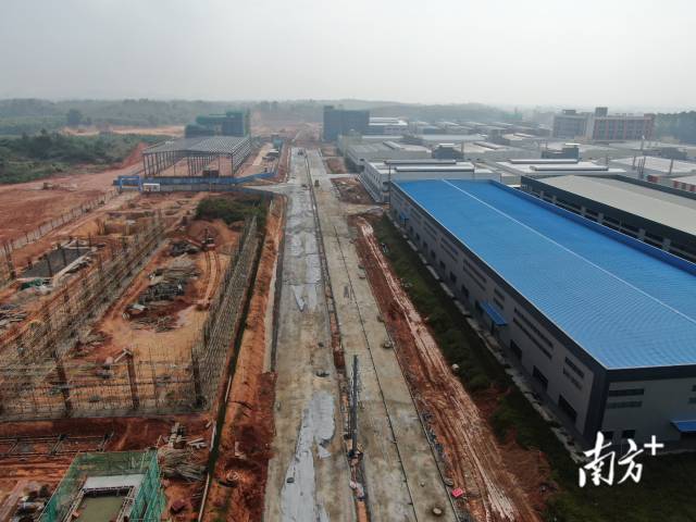 目前，工業(yè)園還有不少新項(xiàng)目正在加緊建設(shè)中。 受訪者供圖